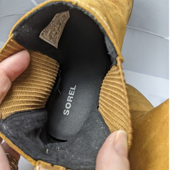 lightly worn Women’s tan leather Joan of Arctic™ Wedge II - Picture 6 of 10